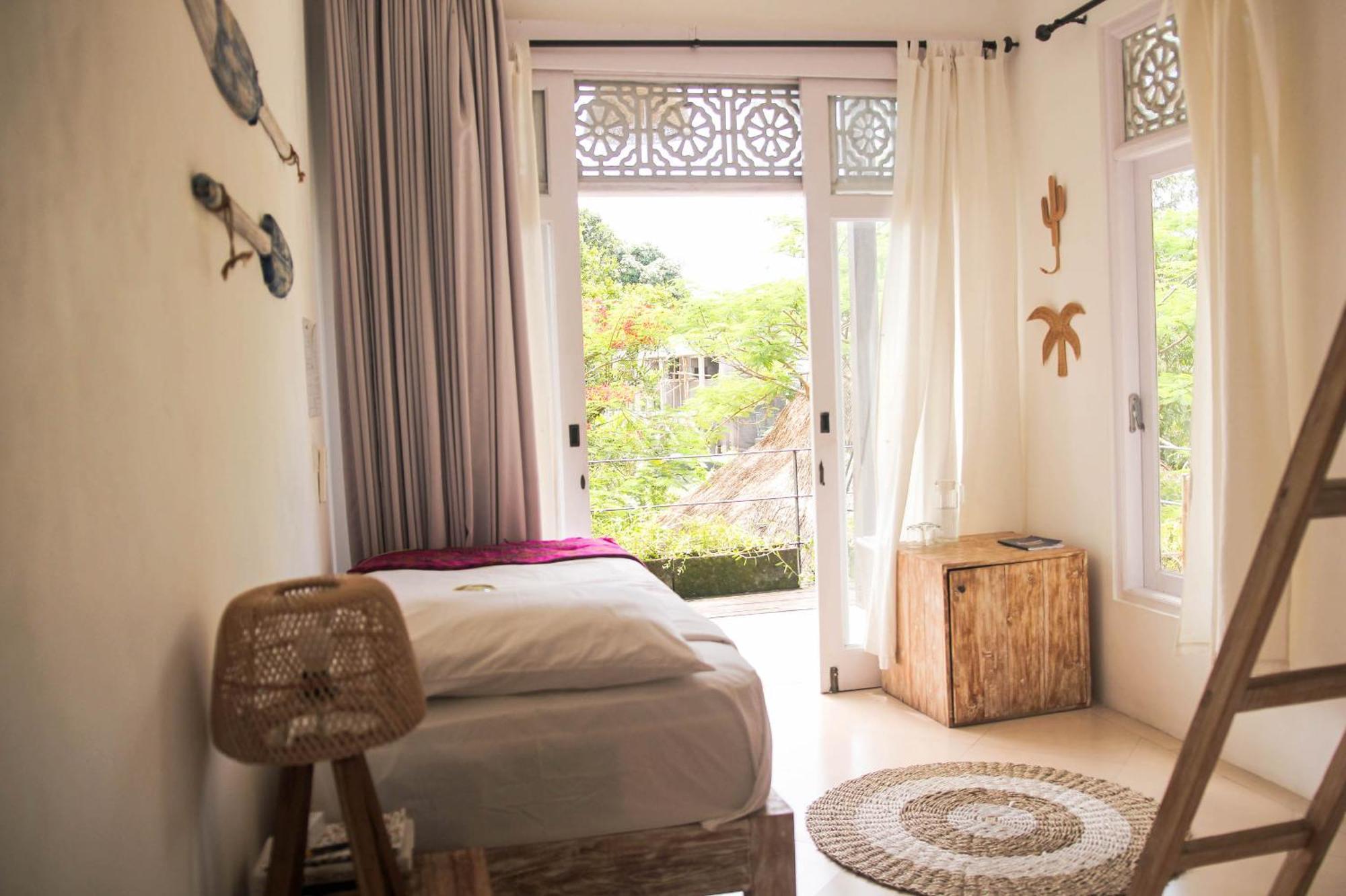 Mondo Surf Village Canggu Dış mekan fotoğraf